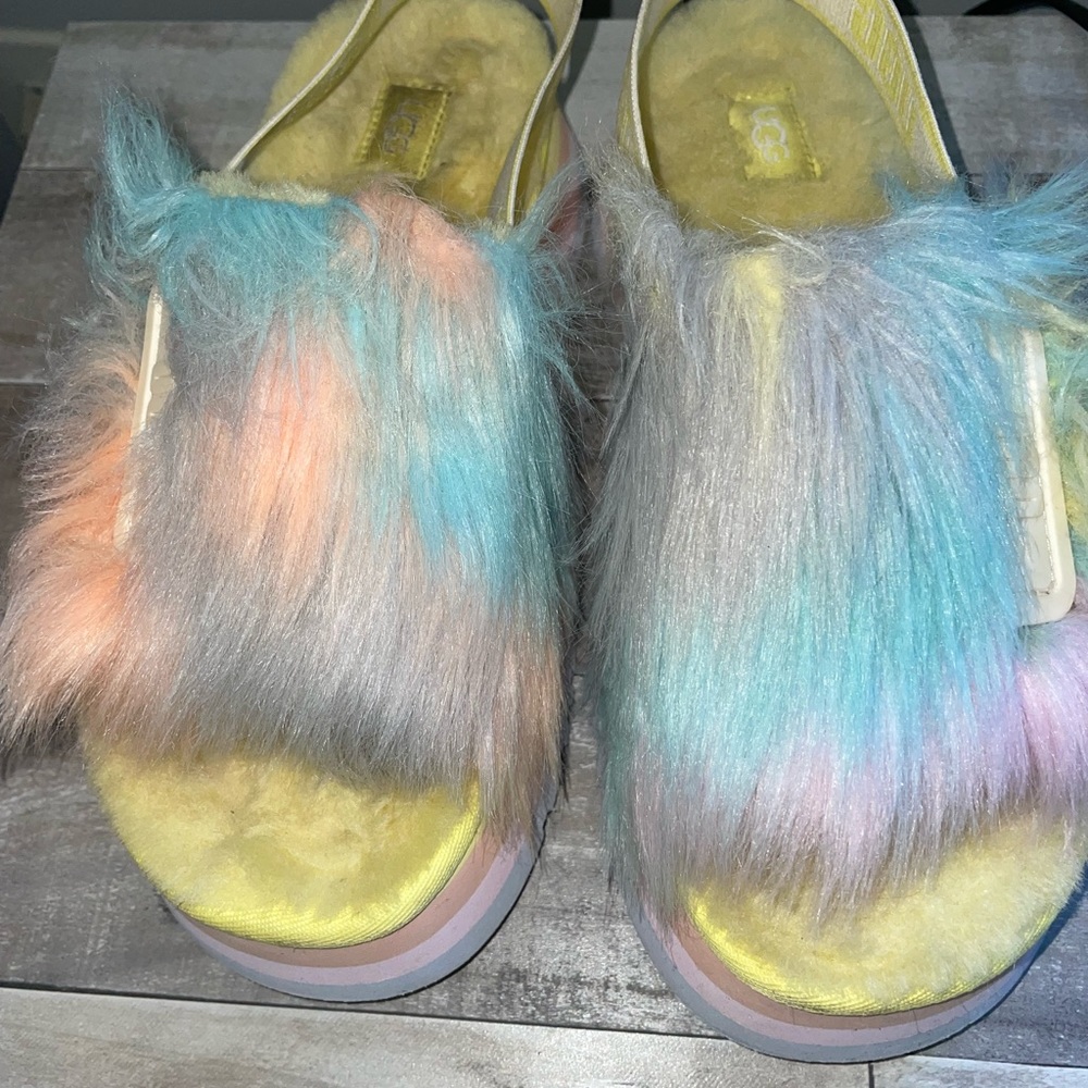 Woman’s Ugg Disco Slide Tye Dye Size 8